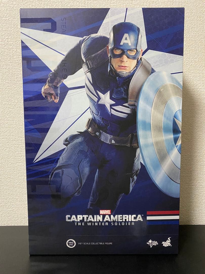HOT TOYS キャプテン・アメリカ THE WINTER SOLDIER