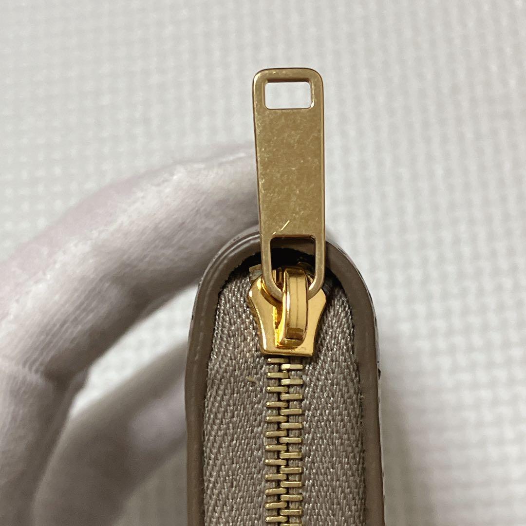 未使用　CELINE セリーヌ　レザーミニ財布　グレージュ　ミニウォレット