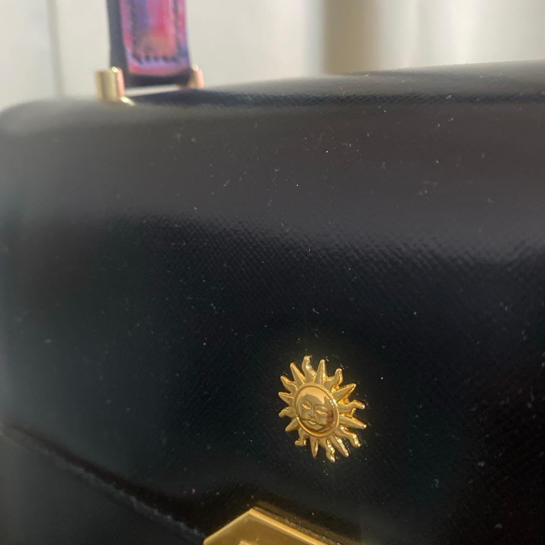 【送料無料】ヴェルサーチ ハンドバッグ フォーマル メデューサ レザー ブラック