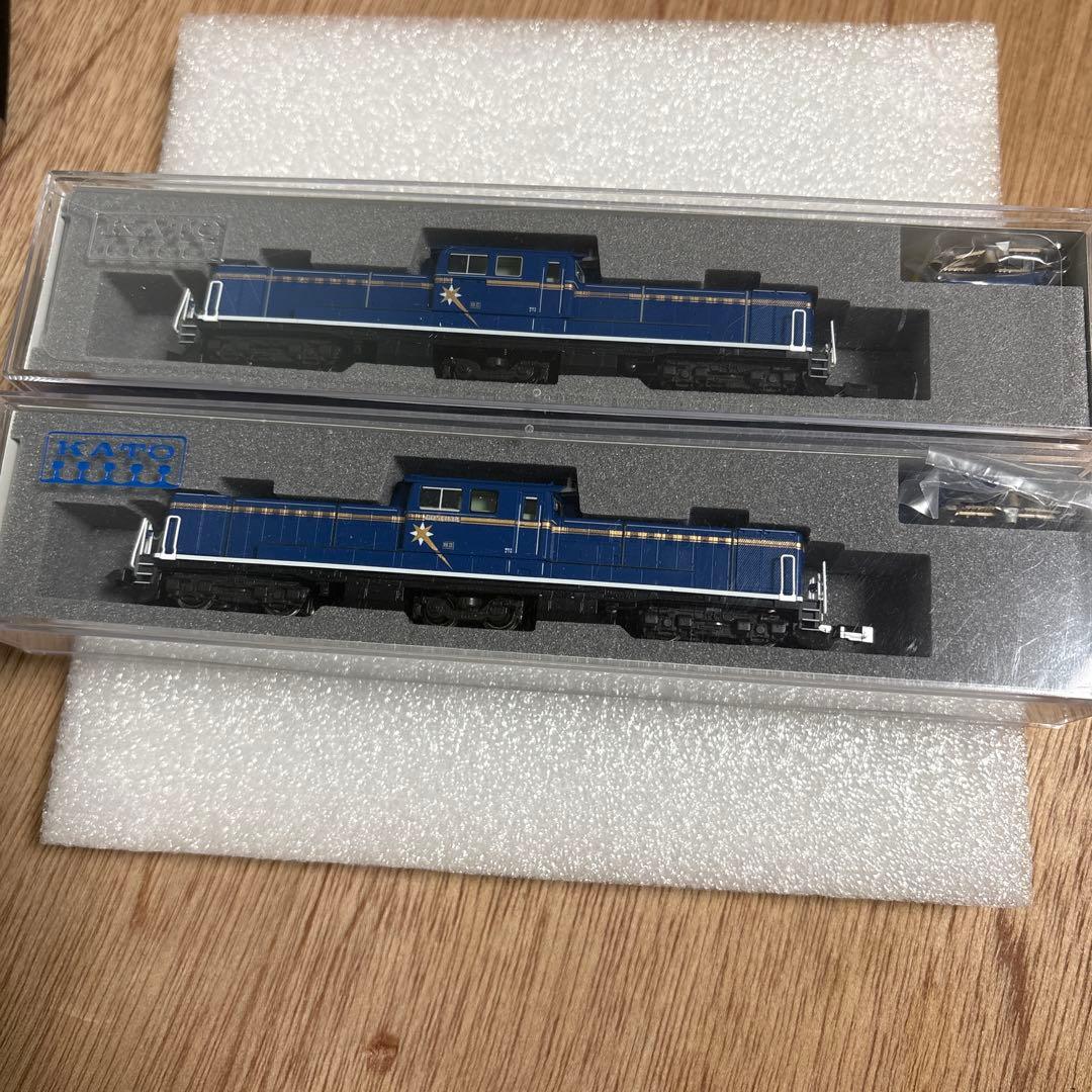 KATO￼ 7008-F.L DD51 北斗星色　重連セット