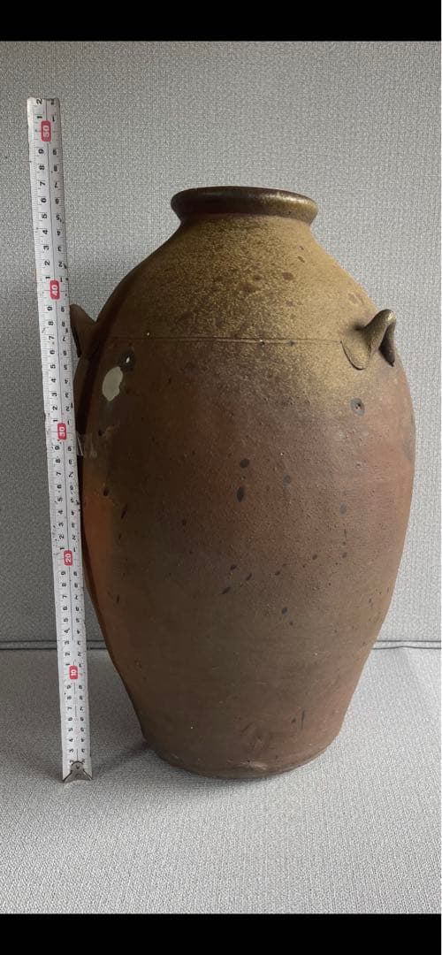 【備前焼、三耳壺、花器中壺、骨董品アンティーク、箱無し。