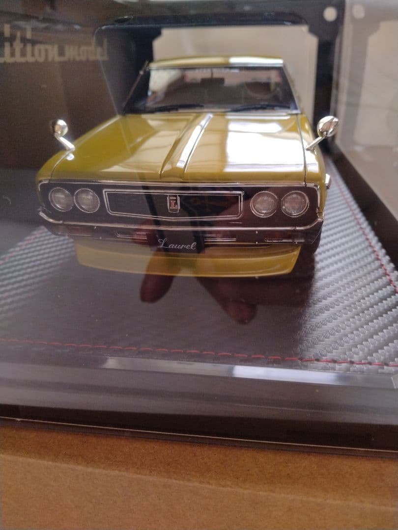 イグニッションモデル 1/18 日産 ローレル 2000SGX　IG3464