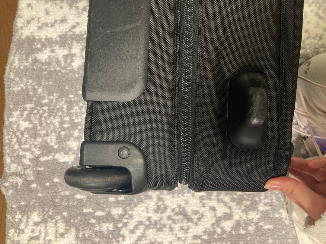 【使用2回】TUMI トゥミ 22033DH キャリー2輪