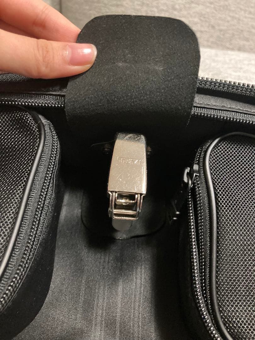 【使用2回】TUMI トゥミ 22033DH キャリー2輪