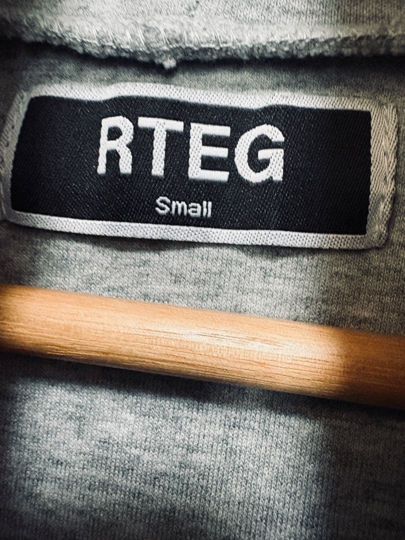 RTEG アダムスジャグラー グレー ジップパーカー Sサイズ 蛍光イエロー