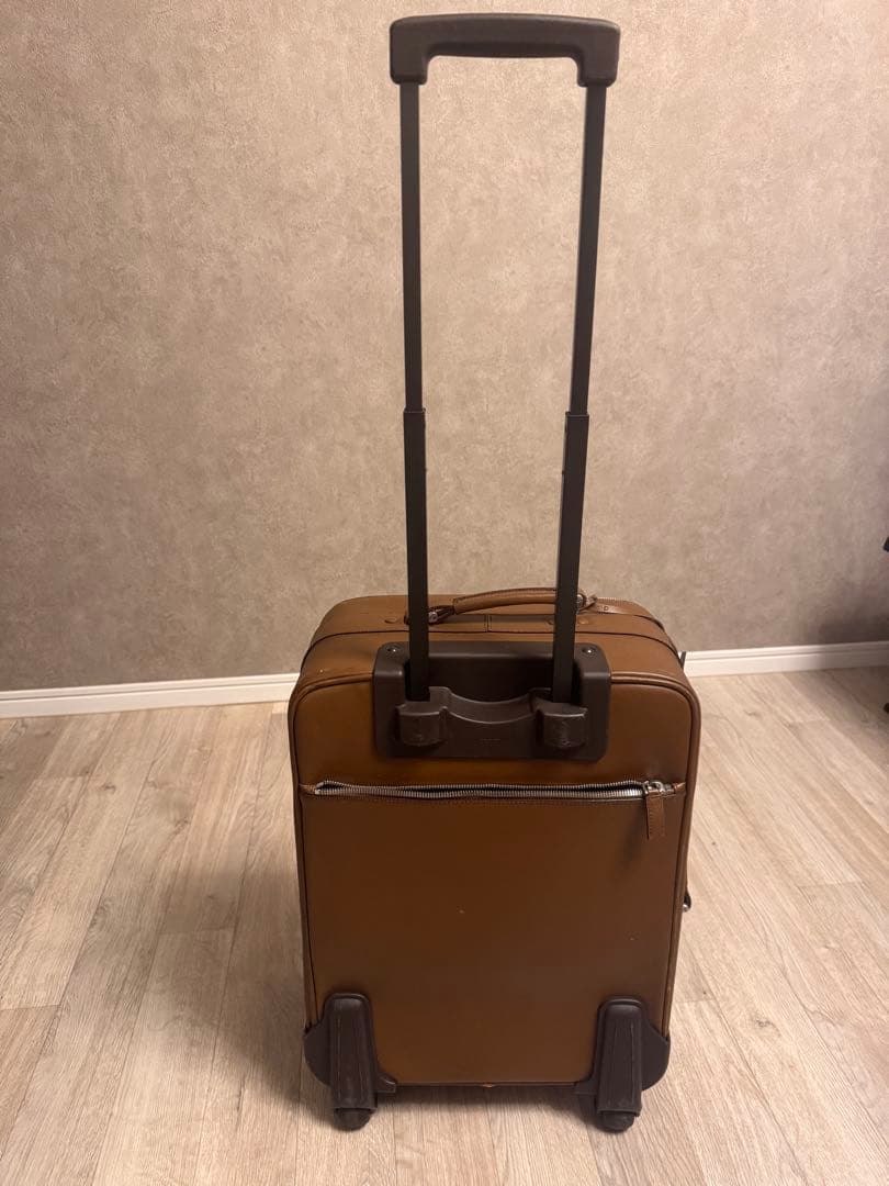 プラダPRADA 三角ロゴ　サフィアーノ　キャリーケース　ブラウン