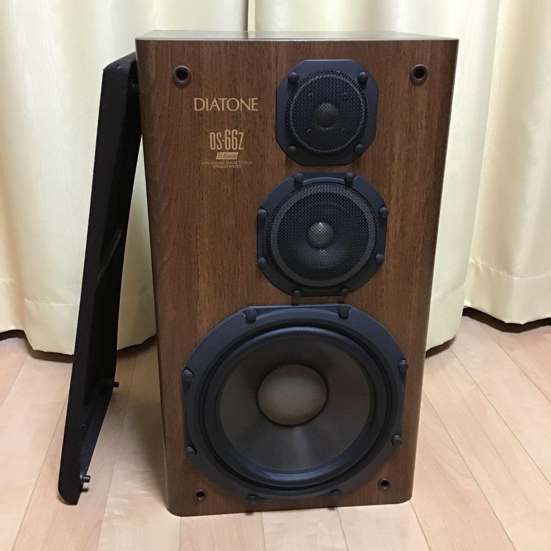 ダイヤトーン　DS-66Z(左)