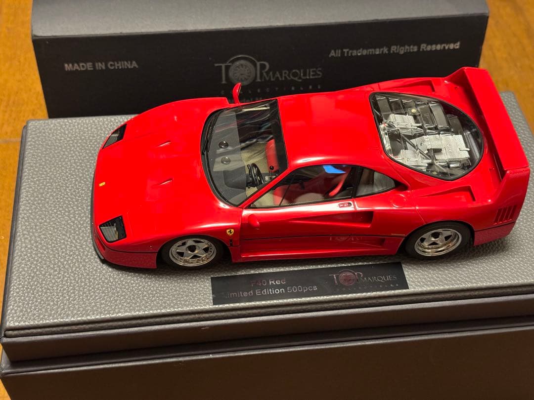 【美品】1/18 フェラーリ F40 TOP MARQUES
