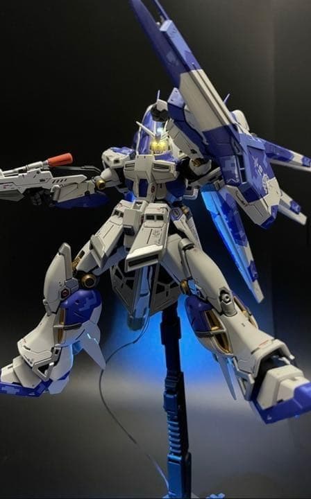 RG Hi-νガンダム&ハイパーメガバズーカランチャー 完成品発光ジオラマ