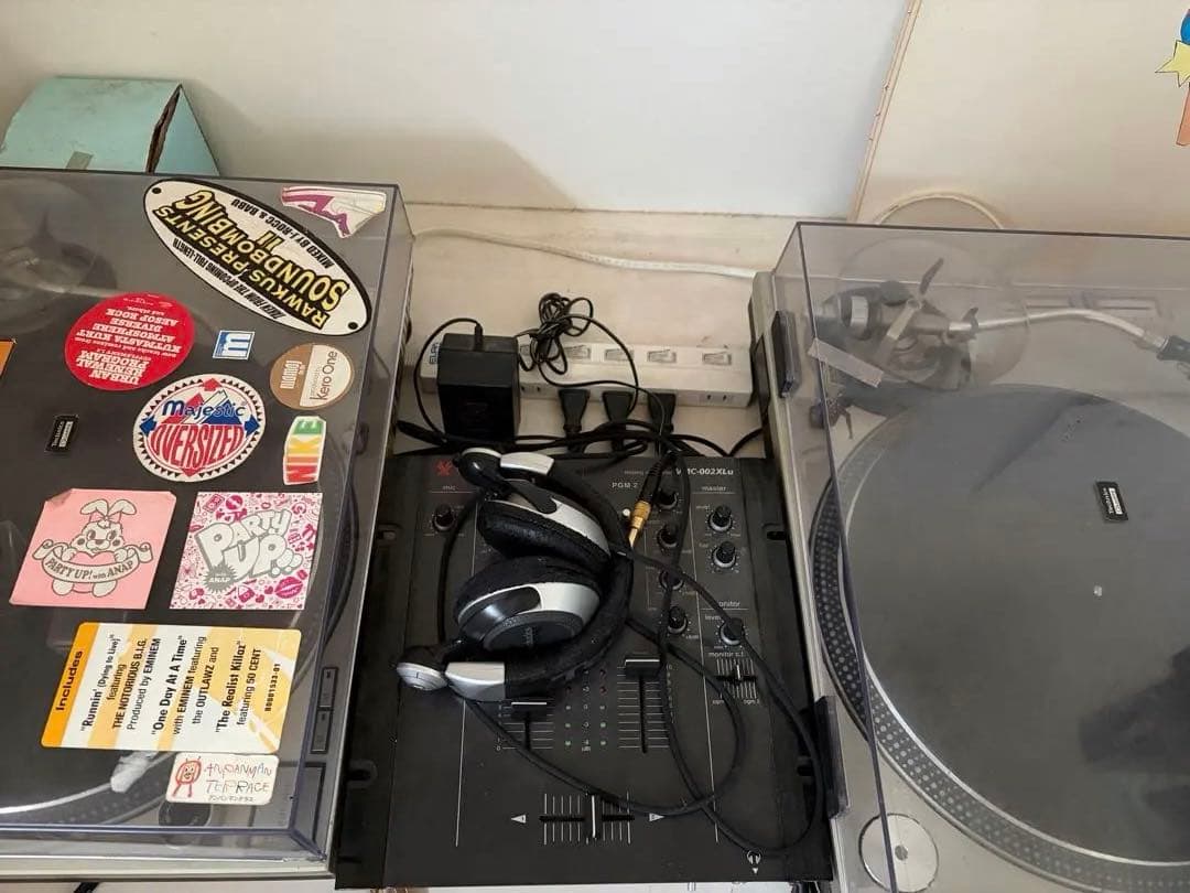 Technics ターンテーブルとミキサーカートリッジ針ヘッドホンDJセット