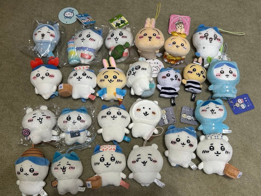 ちいかわ うさぎ　ハチワレ　モモンガ　マスコット　まとめ売り