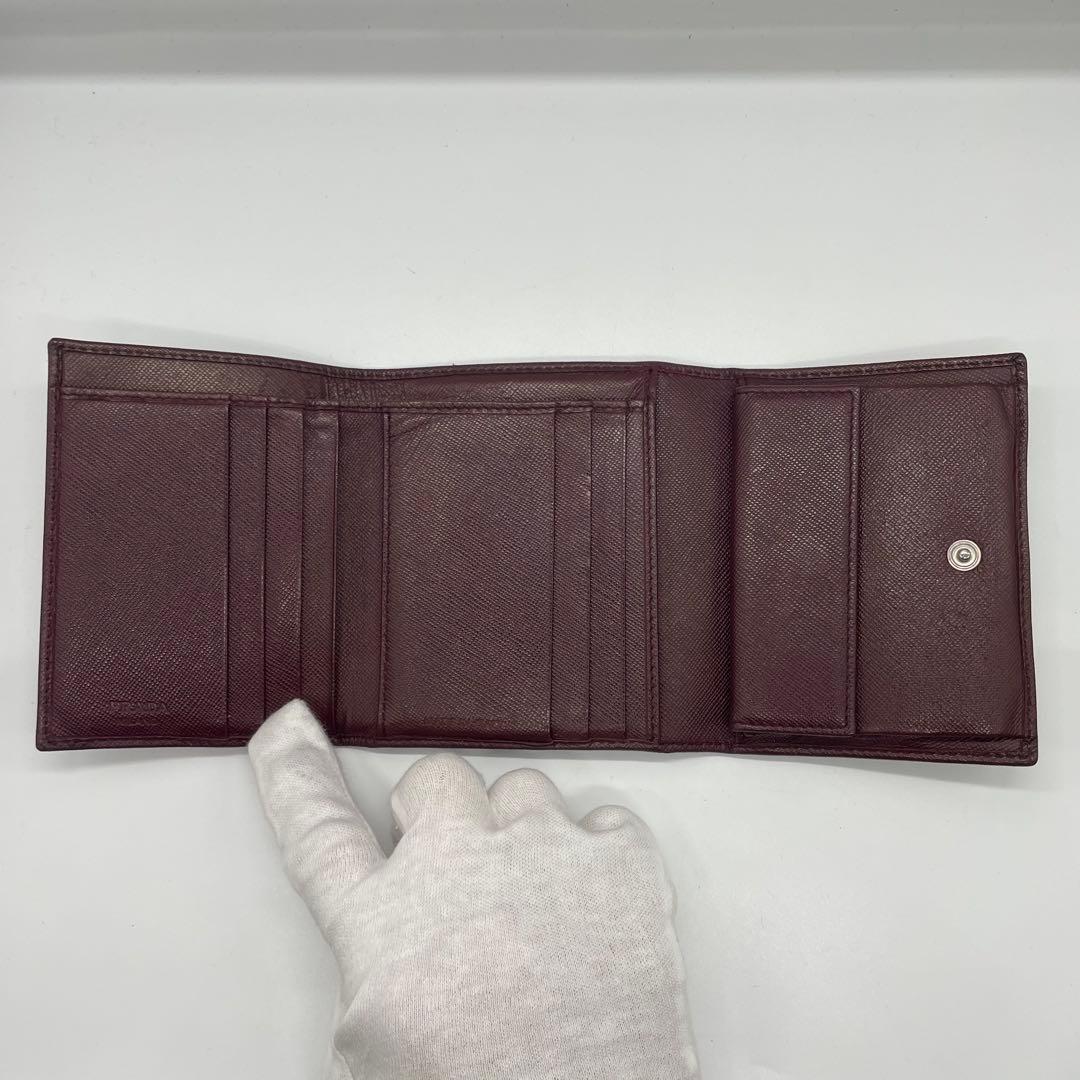 【美品】 PRADA プラダ サフィアーノレザー 折り財布 カード 箱付き w5