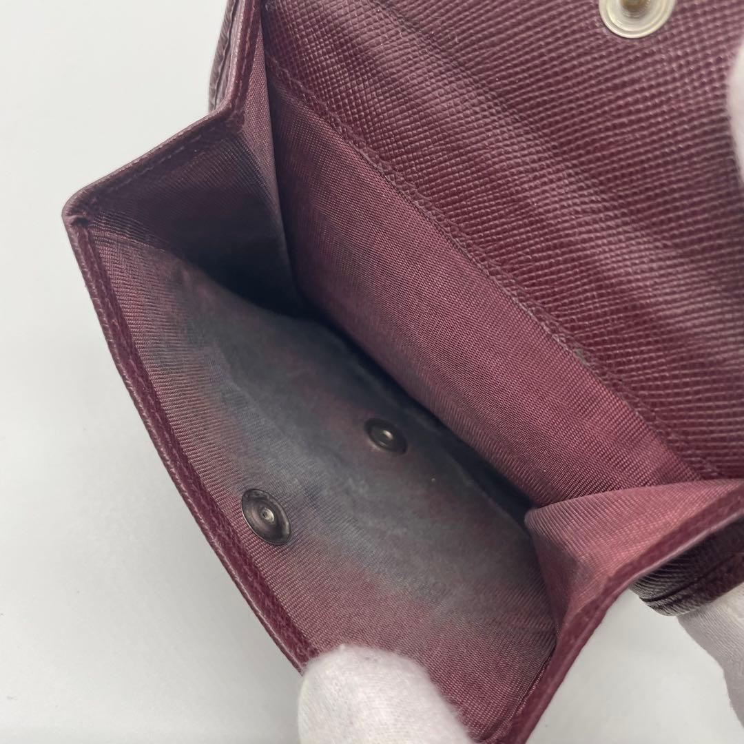 【美品】 PRADA プラダ サフィアーノレザー 折り財布 カード 箱付き w5