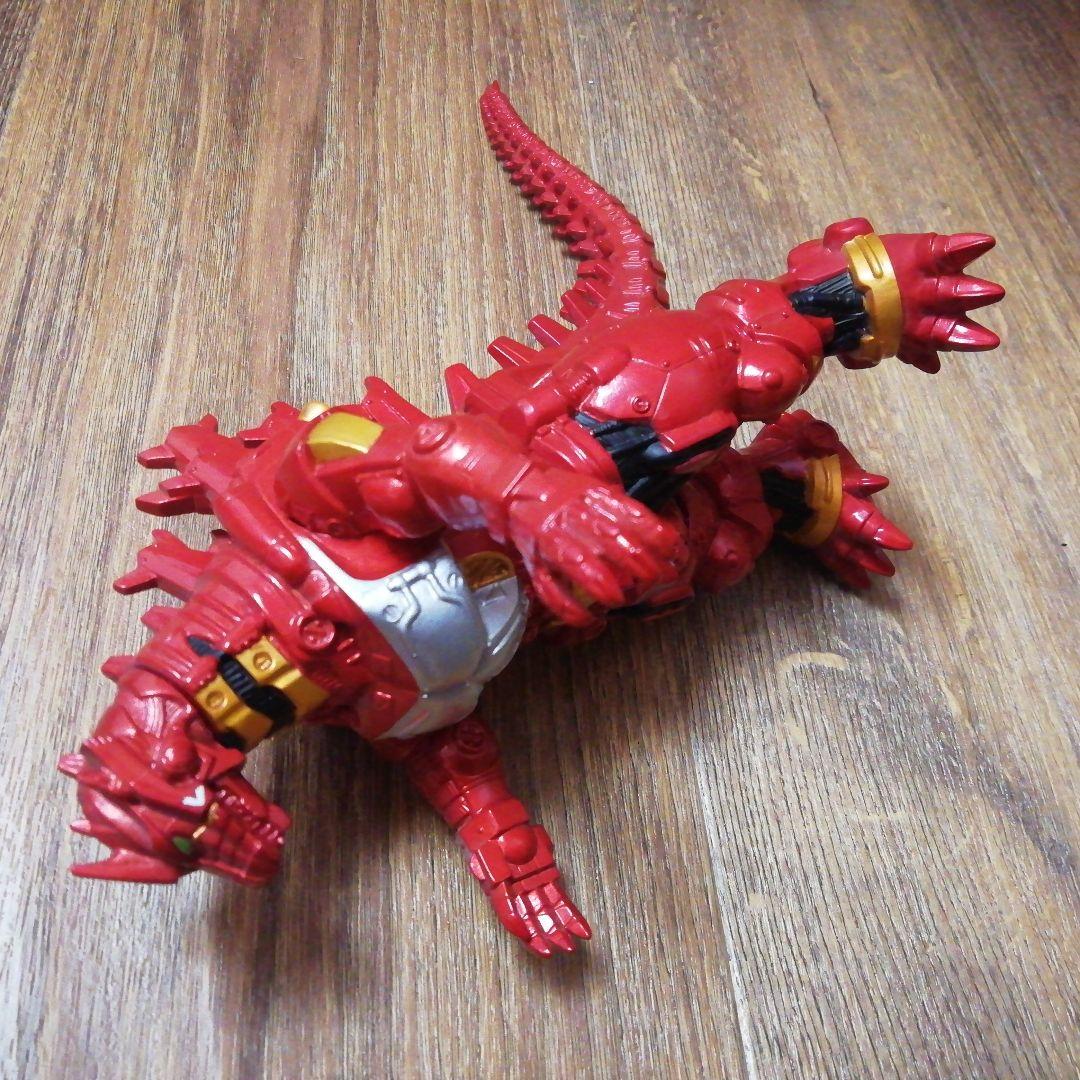 メカゴジラ　エヴァンゲリオン　弐号機　限定　赤　フィギュア 約17cm