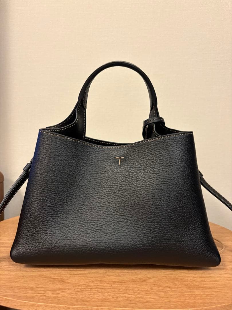 【未使用】TOD'S レザー バッグ マイクロ　※あんしん鑑定料負担します