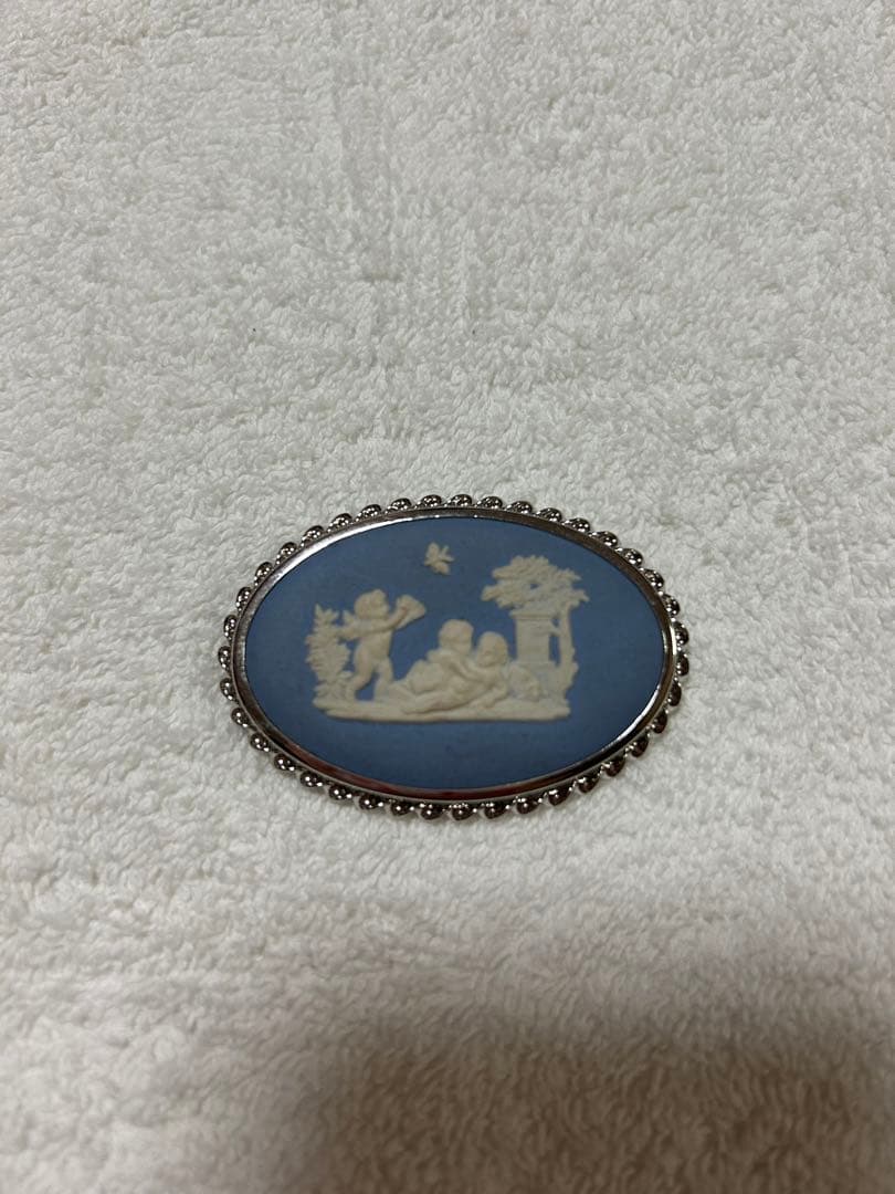 【新品未使用品、最終お値下げ】Wedgewood ブローチ