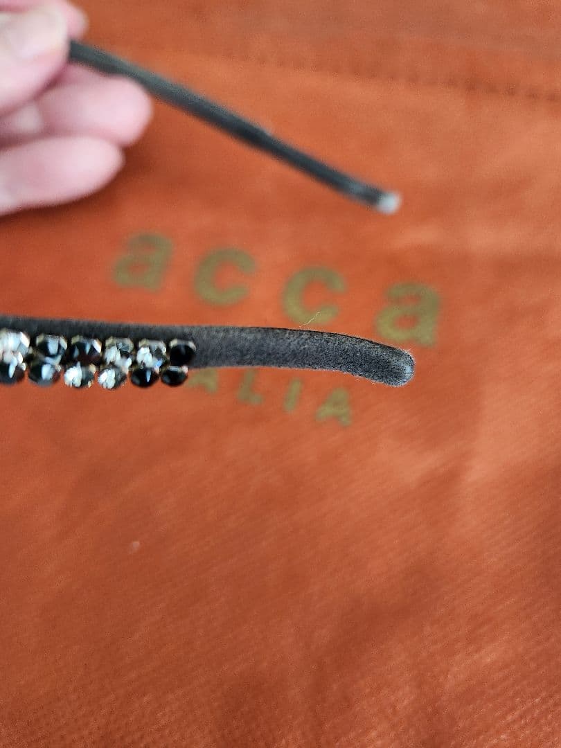 ラストセール！acca　ブリジットカチューシャ　ハンドメイド　仏製