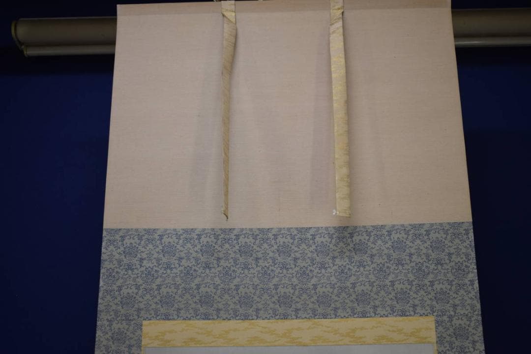 真作/笠井利之/雪景オシドリ図/桐共箱二重箱付/布袋屋掛軸HI-572