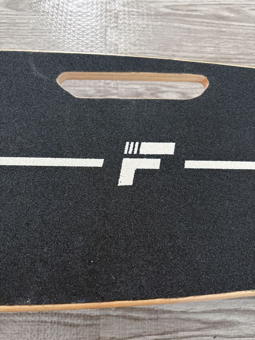 【値下げ】FUGU 電動スケートボード　ブラック　本体＆リモコン