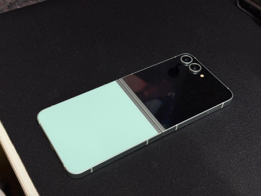 Galaxy Z Flip6 ミント 256GB