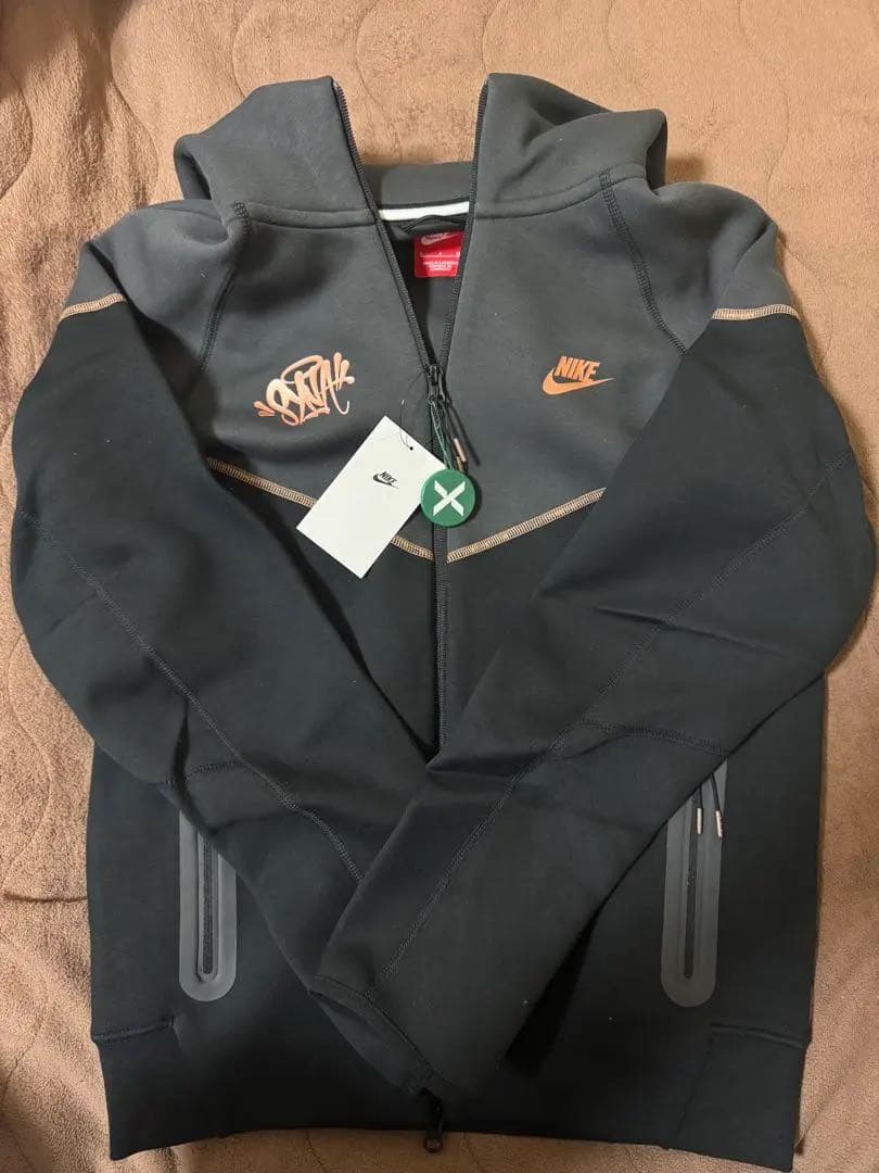 る*な様 ✨新品✨完全正規品✨Syna world NIKE セットアップテック