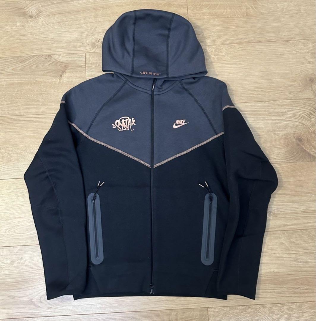 る*な様 ✨新品✨完全正規品✨Syna world NIKE セットアップテック