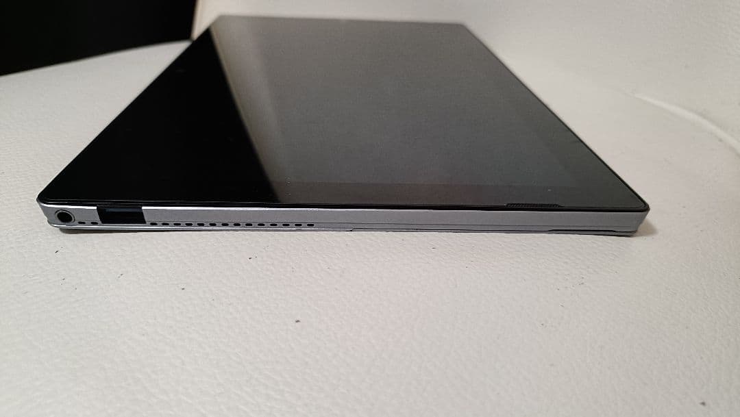 Windows 11 タブレット　8GB 256GB　本体のみ