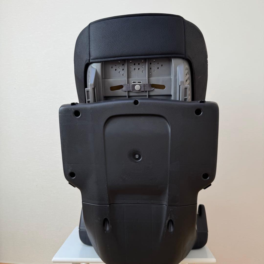 Combi コンビ ゼウスターンユーロ 回転式チャイルドシート 新生児〜