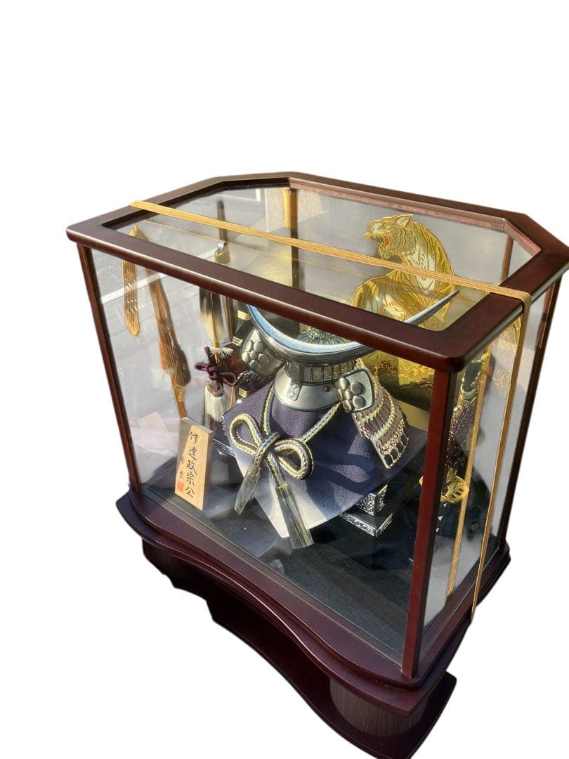 美品　宝雲作 (兜ケース飾り) 伊達政宗公　五月人形　男の子　おしゃれ 初節句