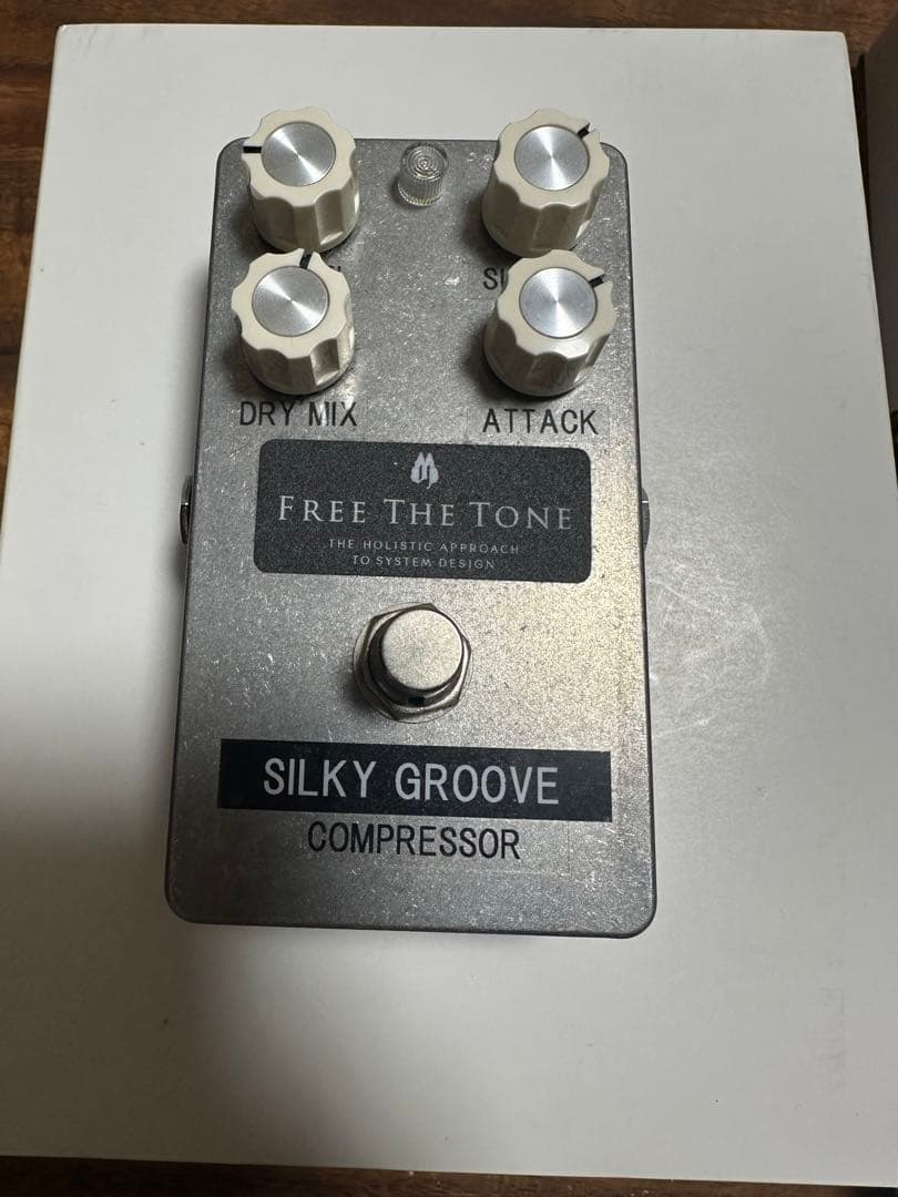 ギター free the toon silky groove SG-1C-CS