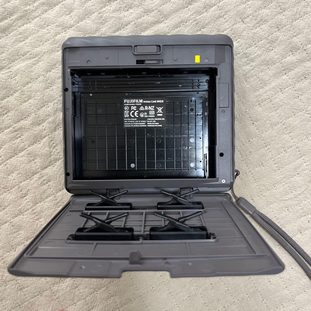 instax ワイド　モカグレイ　富士フイルム