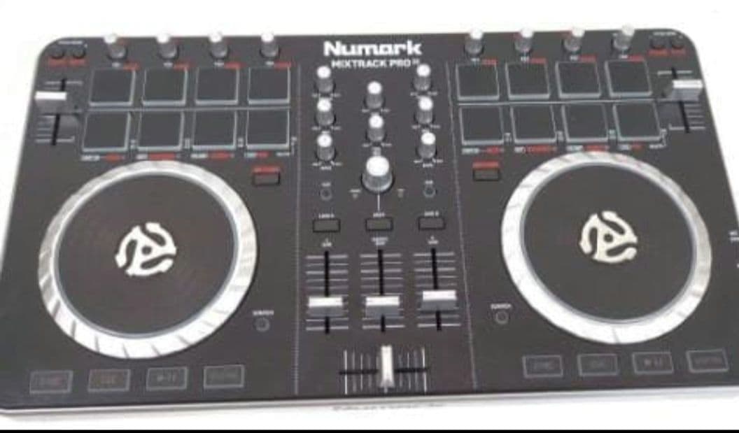 Numark Mixtrack Pro II 動作品 PCDJ ニュマーク