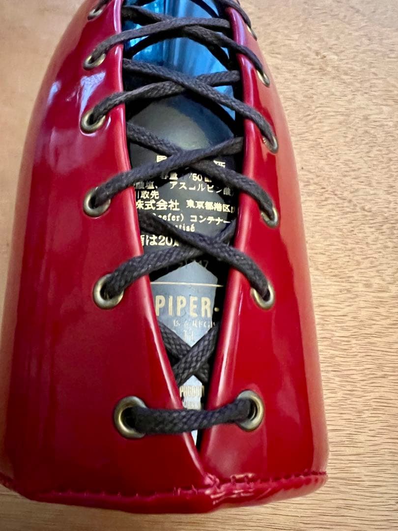 Piper-Heidsieck パイパー・エドシック ジャンポール・ゴルチエ