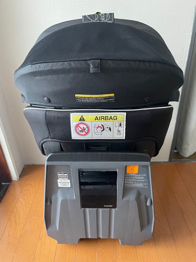 【週末限定お値下げ】Combi コンビ ネルーム エッグショックチャイルドシート