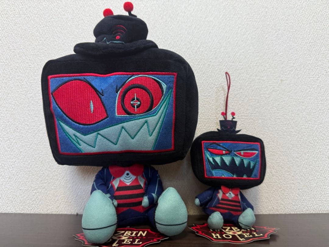 ハズビン・ホテルへようこそ ヴォックス おすわりぬいぐるみ ラウンドワン限定