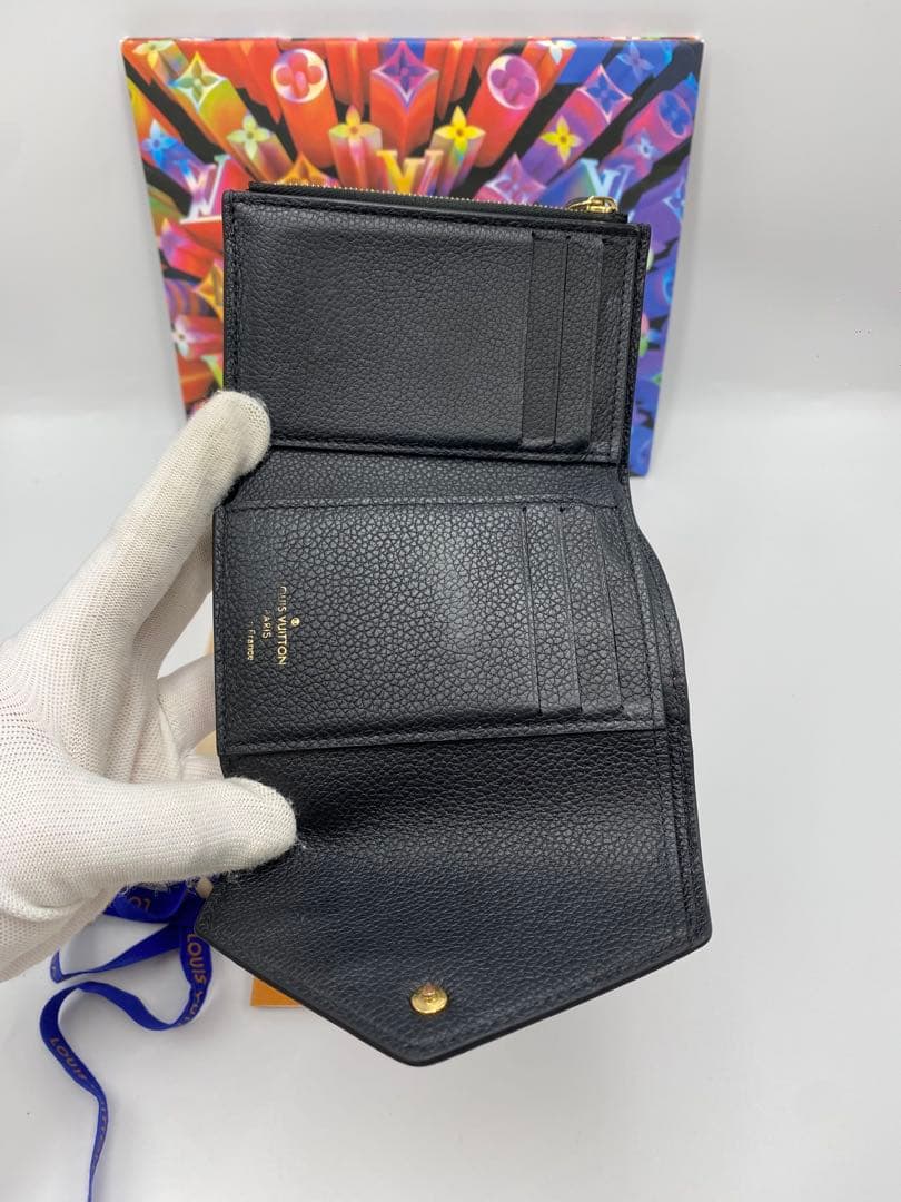 ルイヴィトン モノグラムアンプラント ポルトフォイユ・ヴィクトリーヌ 三つ折財布