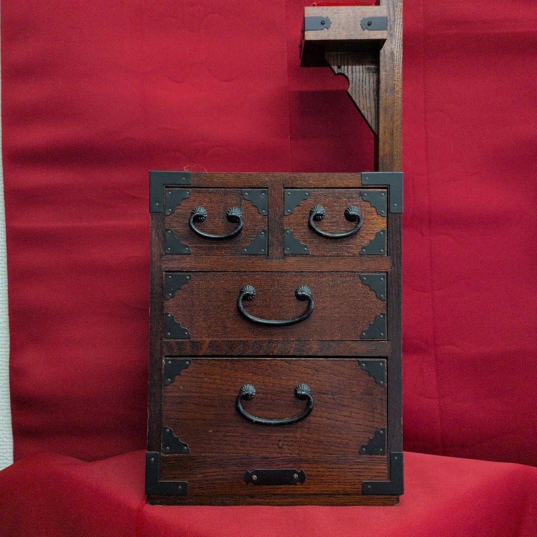 古い小物入れ箪笥、縦約２０センチ、横約２０センチ、高さ約４４．5センチ