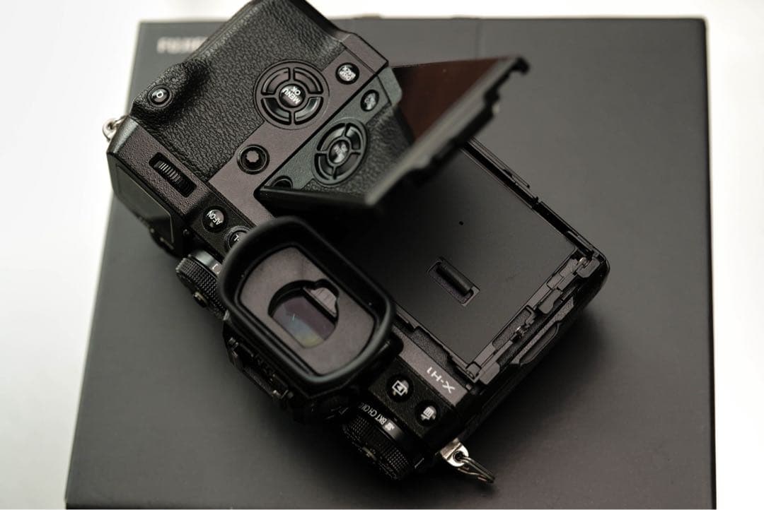 FUJIFILM X-H1 ボディのみ（箱他付属品あり）