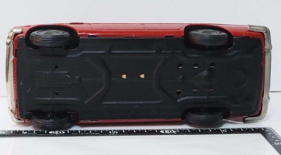 イチコー【日産セドリック スペシャル 赤】当時物ブリキ製 自動車 TIN【箱無】