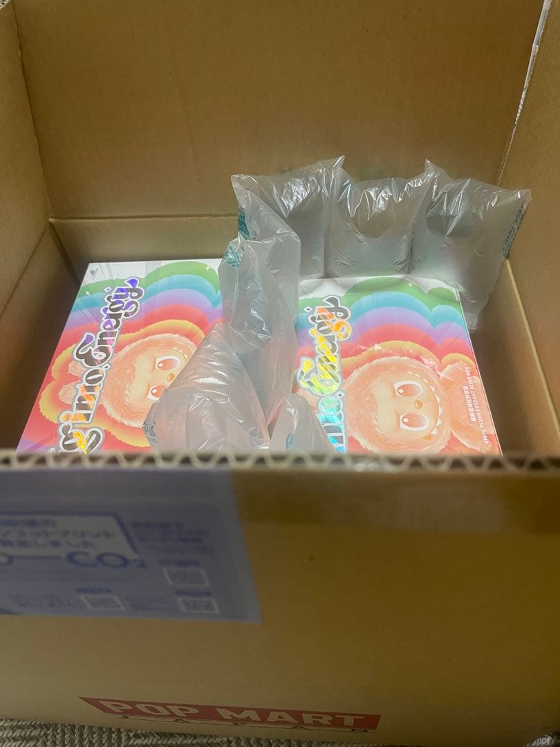 LABUBU lTHE MONSTERS Biginto Energyぬいぐるみ