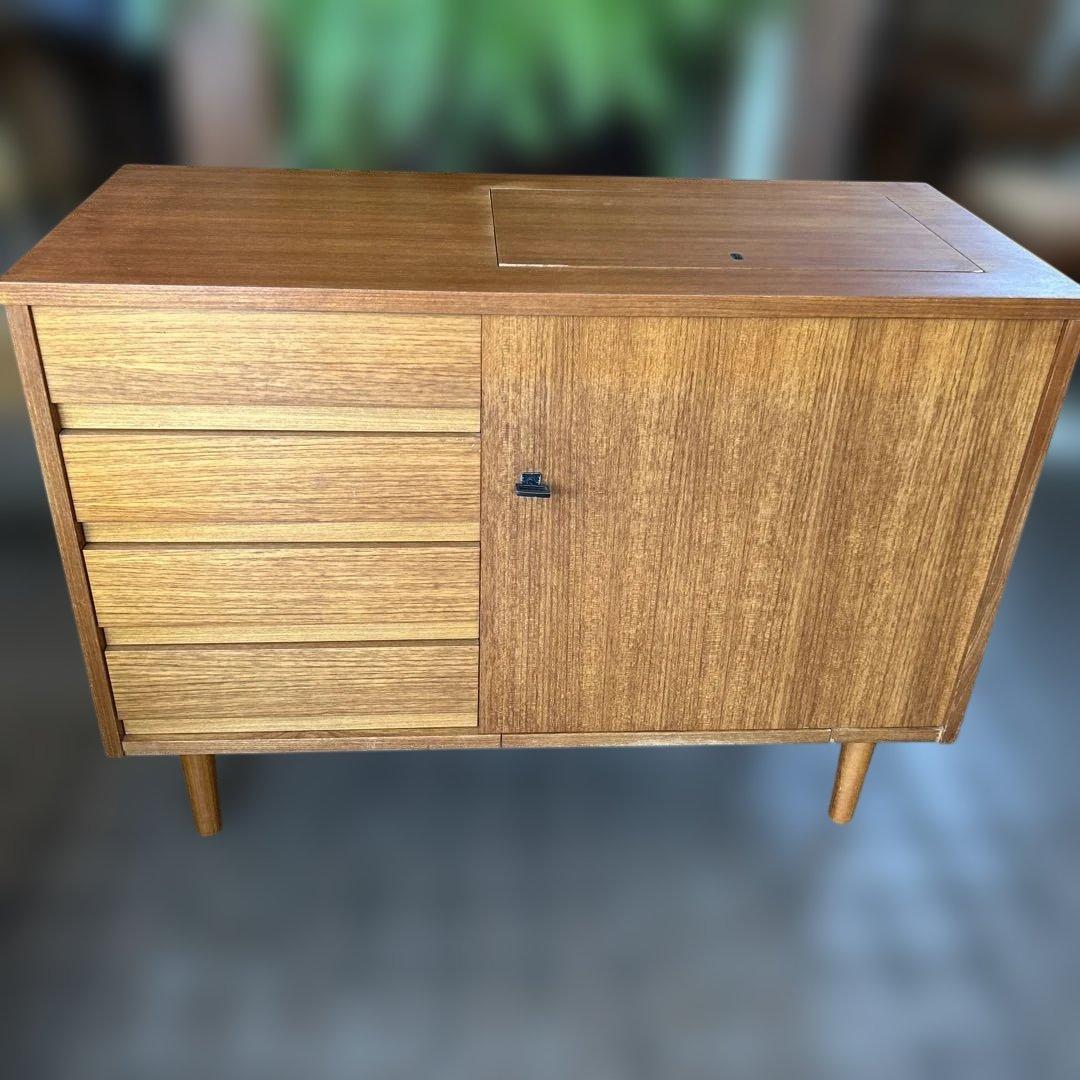 北欧ビンテージ　デンマーク　ミシン台　店舗什器　　キャビネット　サイドボード