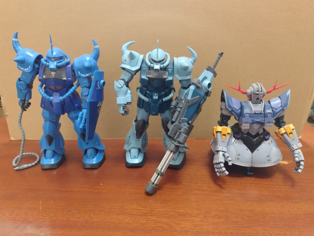 k*改様 組立済みガンプラ19体+各種手&武器パーツ+余剰パーツ+アクションベー