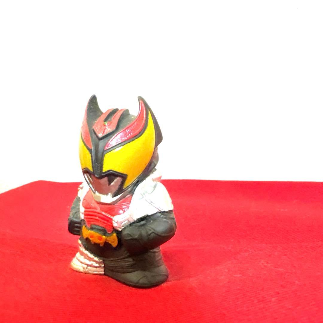 仮面ライダーキバ キバフォーム 紅渡 フィギュア SHF 真骨彫 当時物 金赤銀