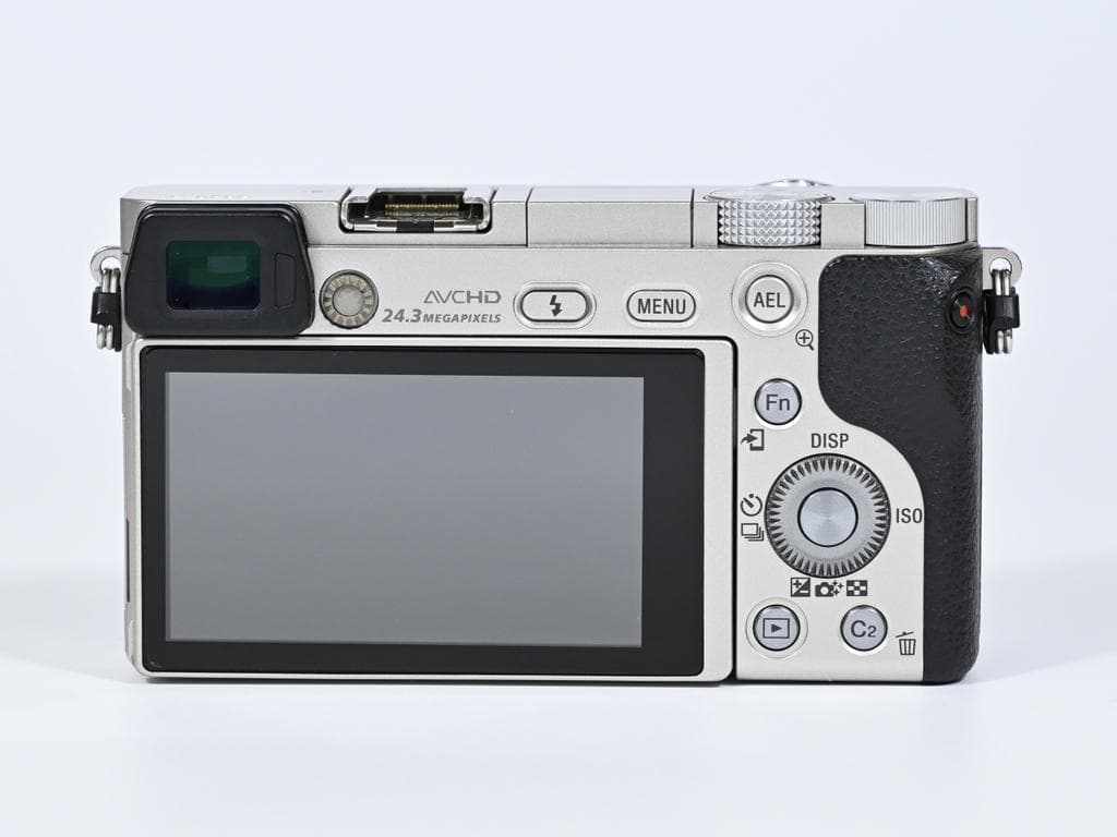 【美品】 ソニー α6000 ILCE-6000 ボディ 《ショット数6692》