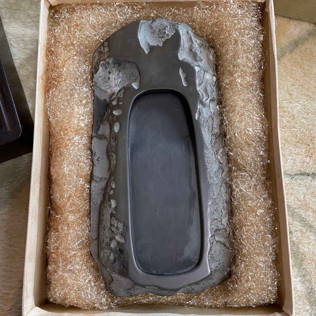 【岩田硯】竜山作 天然硯 木箱付き