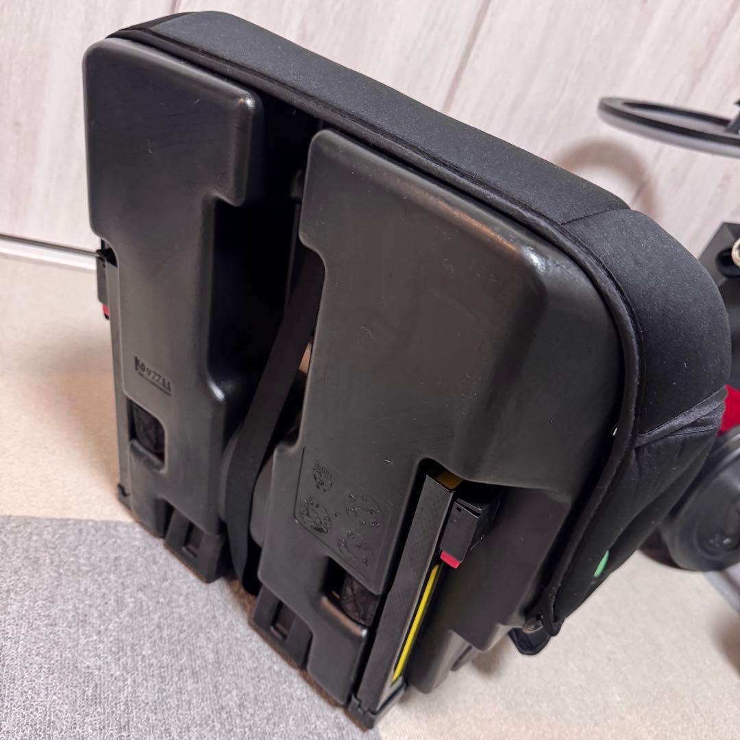 美品　ネビオジュニアシート清掃済み ISOFIXガイドカップ、シート保護マット