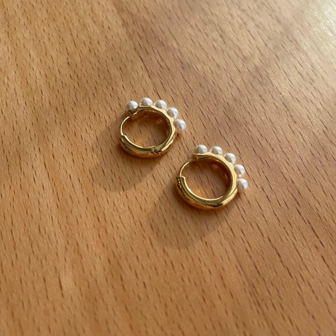 Jouete パール付きフープピアス