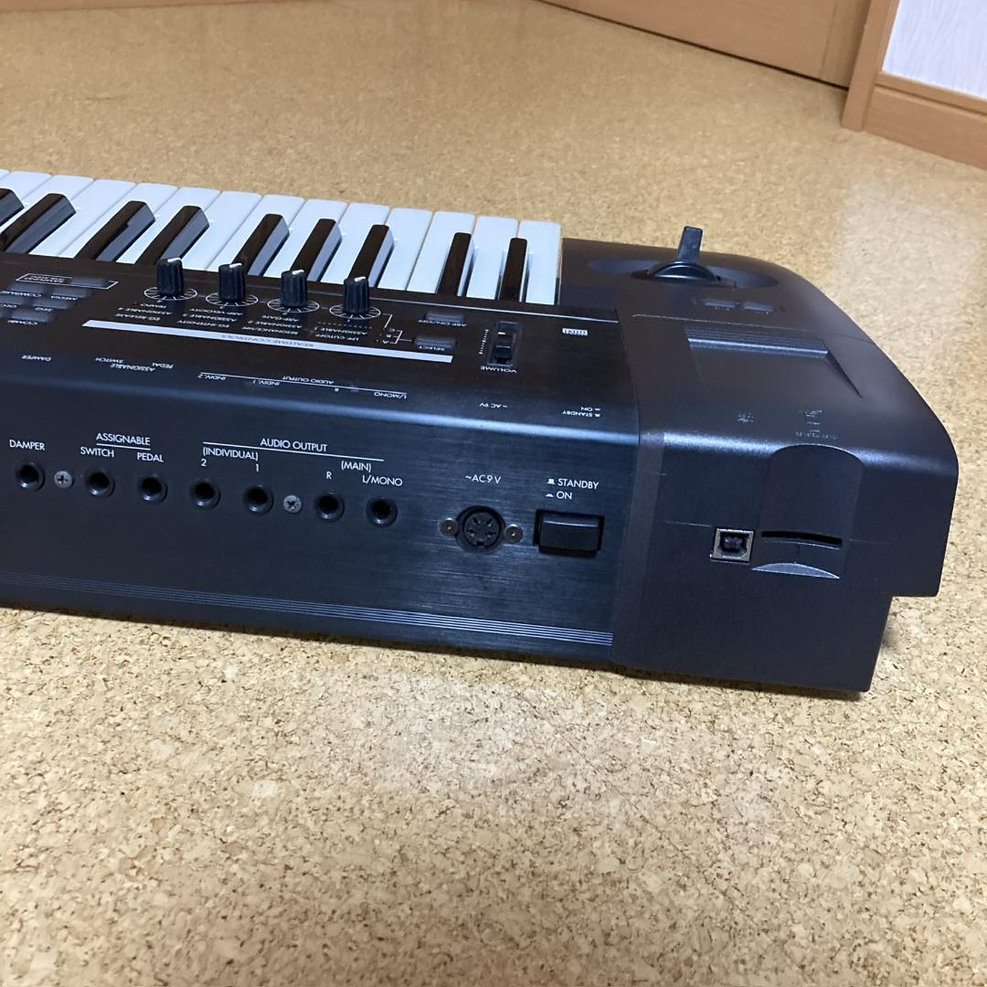 【ソフトケース付き】KORG TR61 シンセサイザー 61鍵盤