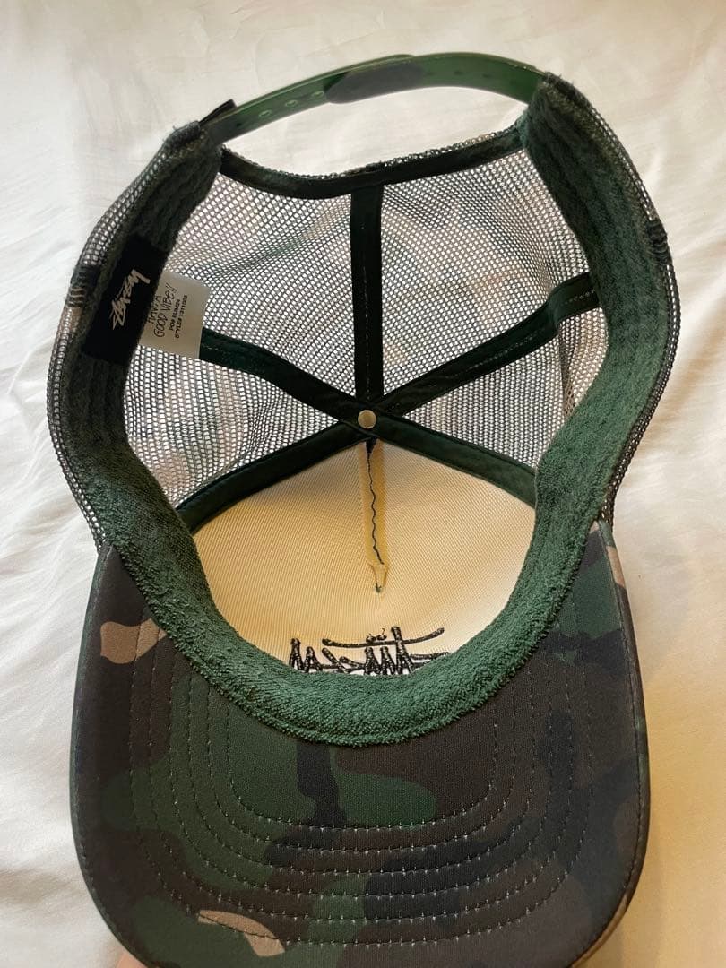 Stüssy 迷彩キャップ メッシュ素材