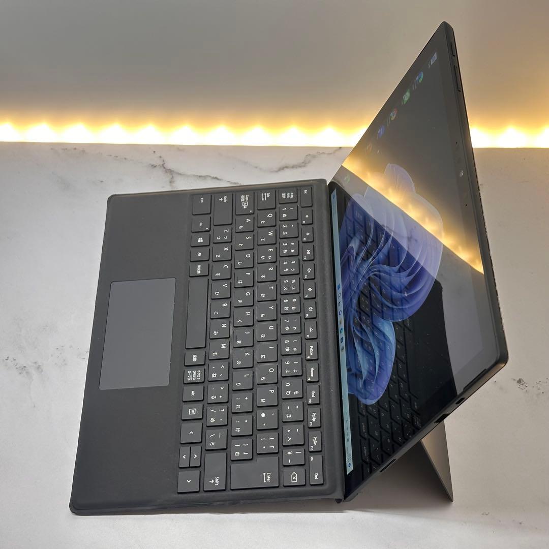 【ブラックモデル】Surface Pro7 Corei5/8GB/256GB